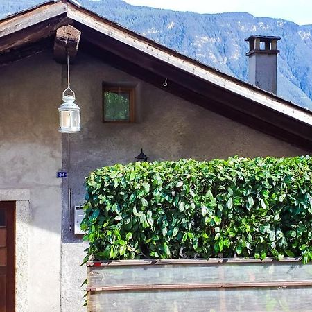 Fully, Valais Chalet accueillant avec cheminée Villa Exterior foto