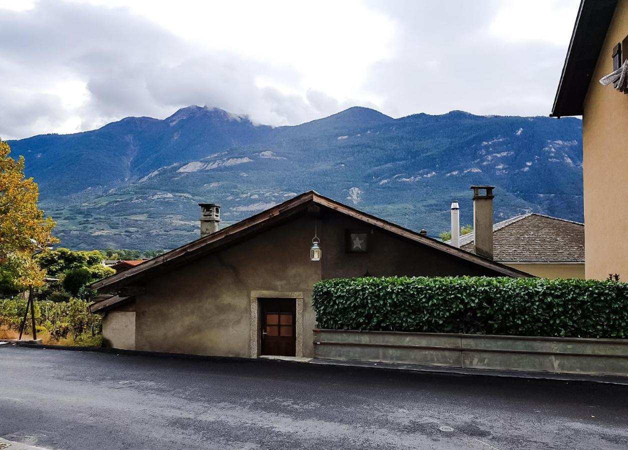 Fully, Valais Chalet accueillant avec cheminée Villa Exterior foto